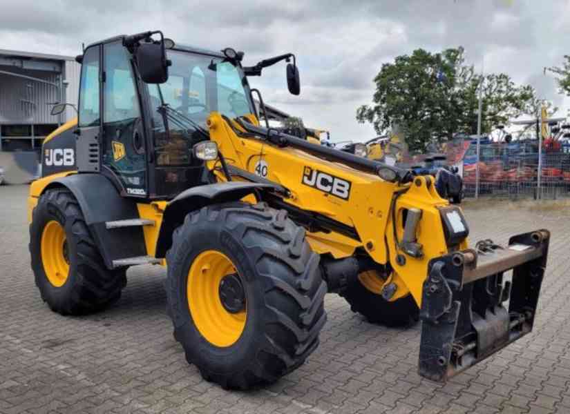 3.2t / 5.2m kloub teleskopický nakladač JCB - foto 2