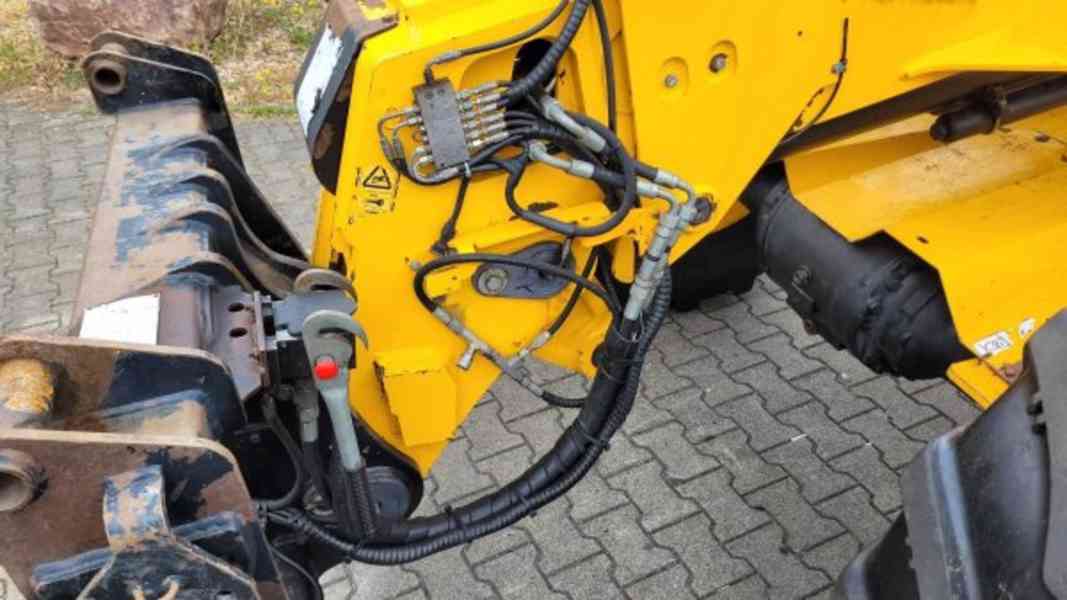 3.2t / 5.2m kloub teleskopický nakladač JCB - foto 5
