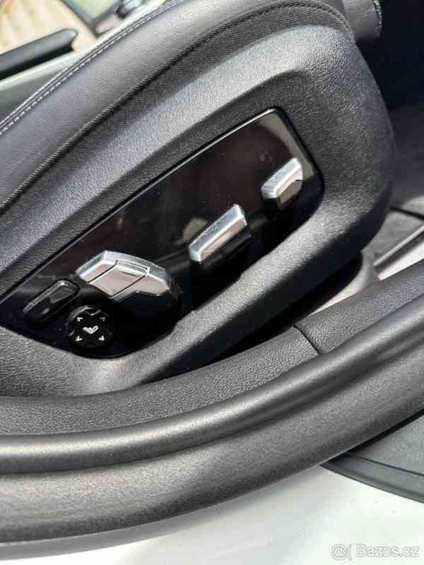 BMW Řada 5 3,0 - foto 9
