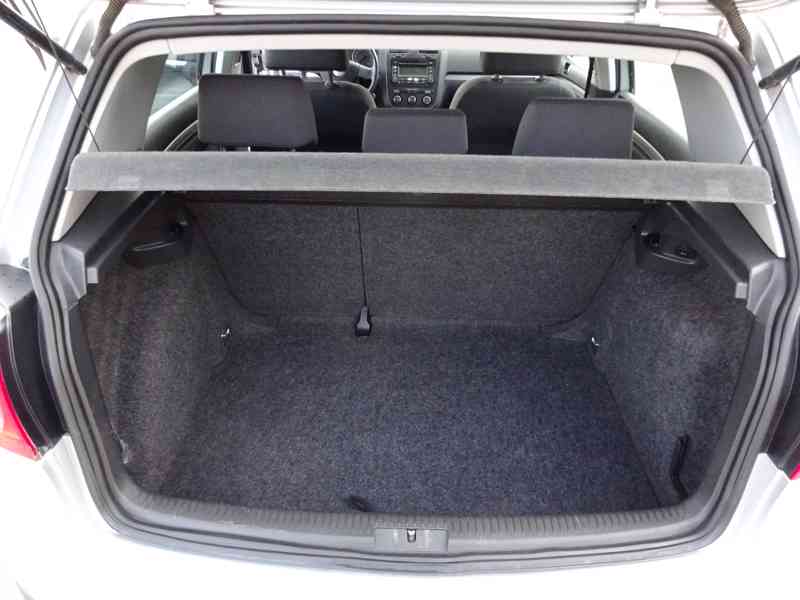 VW Golf 1.6 FSI r.v.2005 (85 kw) - foto 13