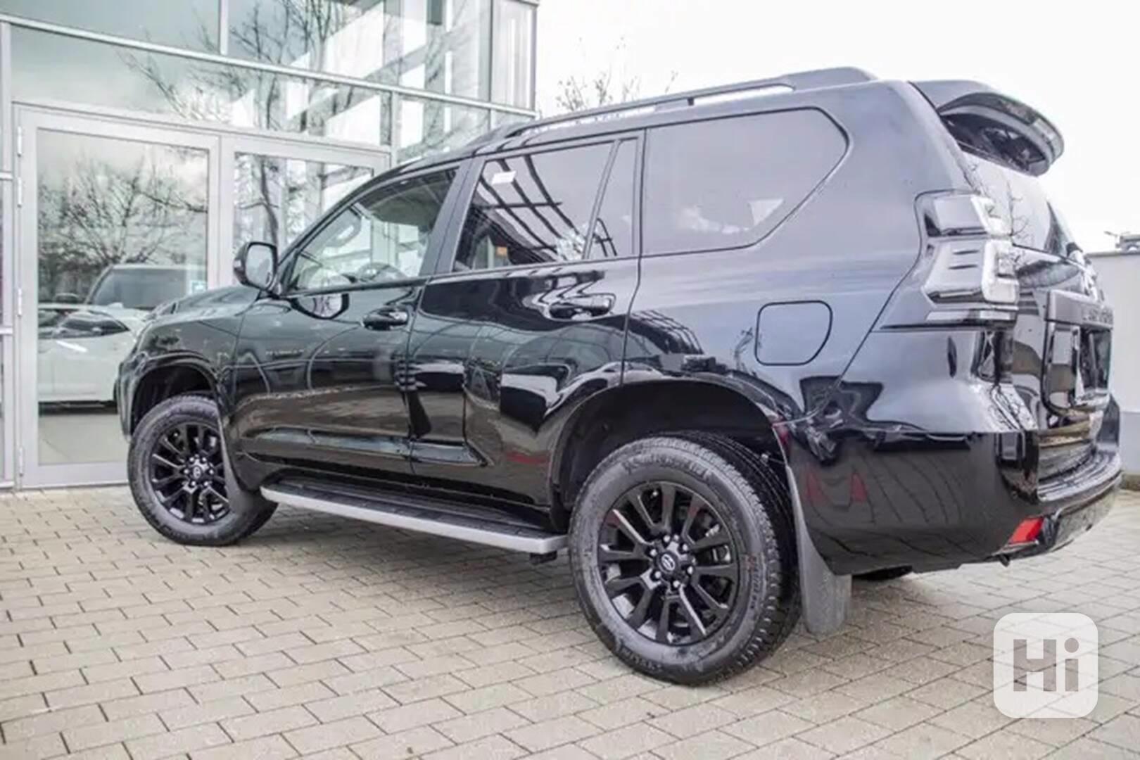 TOYOTA LAND CRUISER 150 - foto 1