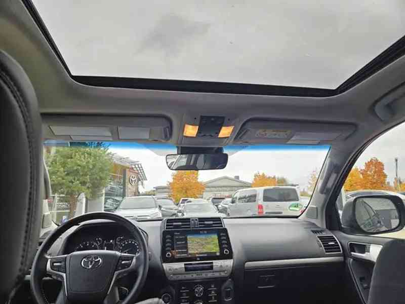 TOYOTA LAND CRUISER 150 - foto 5