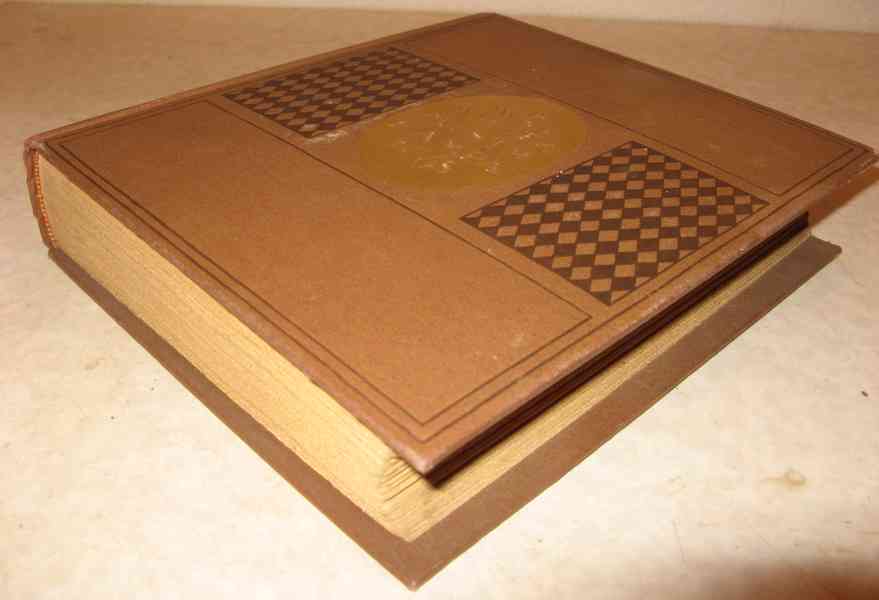 Kniha Mistr Kampanus - foto 6