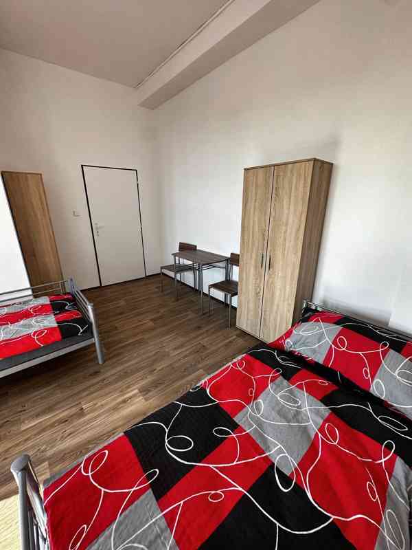 Levné ubytování – Rajská zahrada, Praha 14 - foto 10