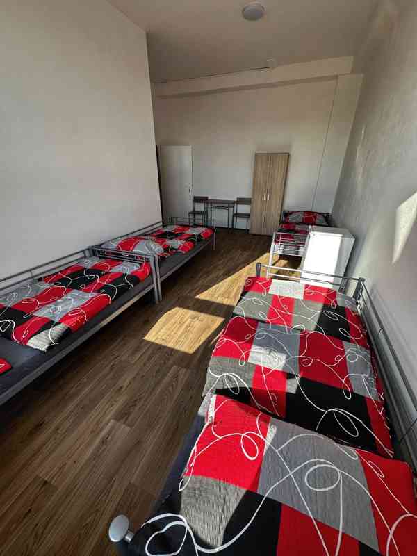 Levné ubytování – Rajská zahrada, Praha 14 - foto 8