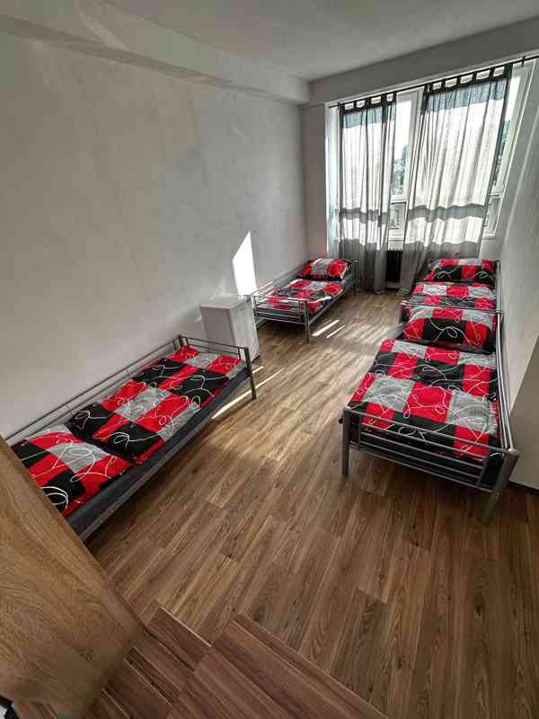 Levné ubytování – Rajská zahrada, Praha 14 - foto 9