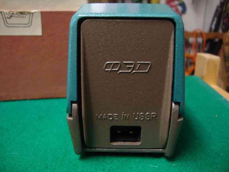 Retro diaprojektor ETJUD MADE IN USSR pěkný stav v krabičce - foto 3