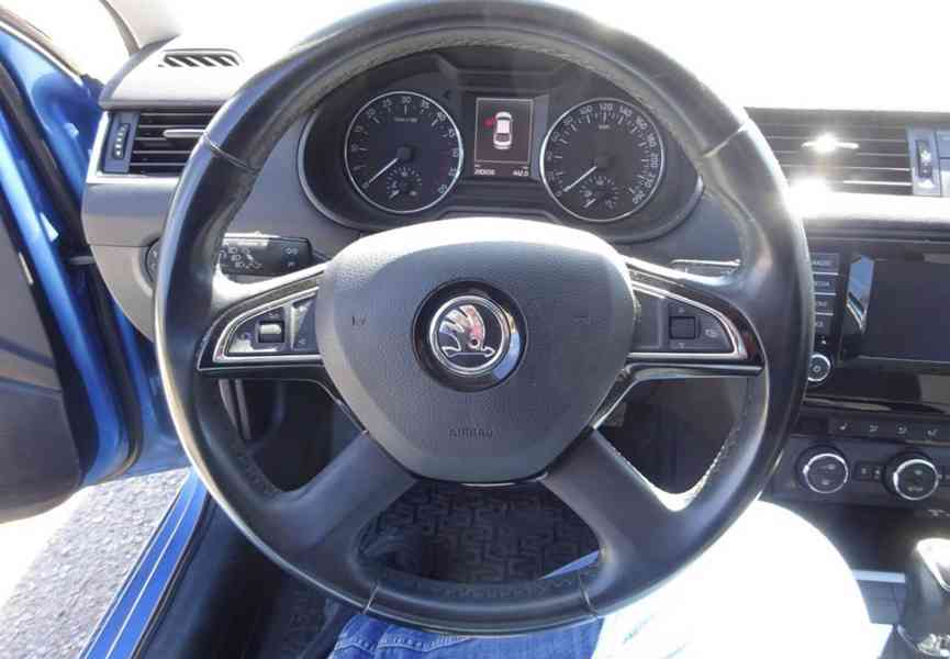 Škoda Octavia, 2.0 TDI (110 kw) AUTOMAT WEBAS - foto 11