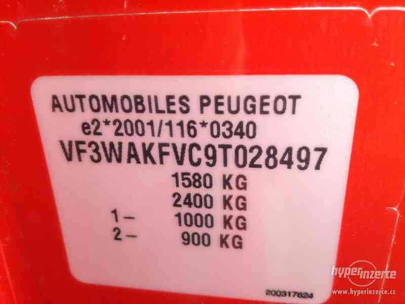 Peugeot 207 1,4 8v benzín 28 500 km - foto 13