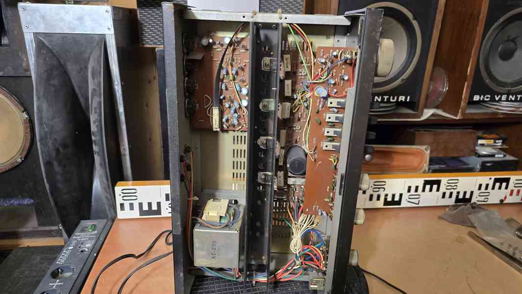 ISP SV-5000 stereo zesilovač Německo (k servisu) - foto 2