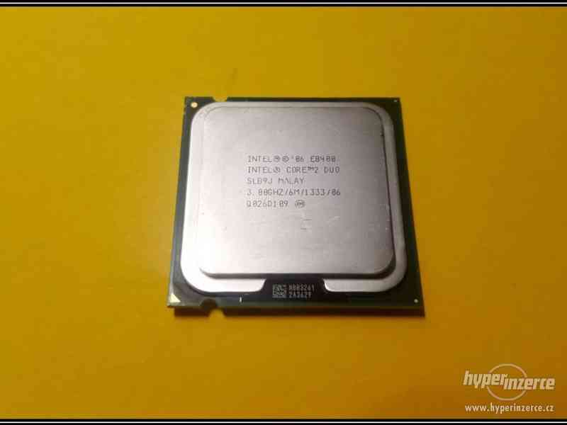 Intel Core 2 Duo E8400, 3.00 GHz, SLB9J - foto 1