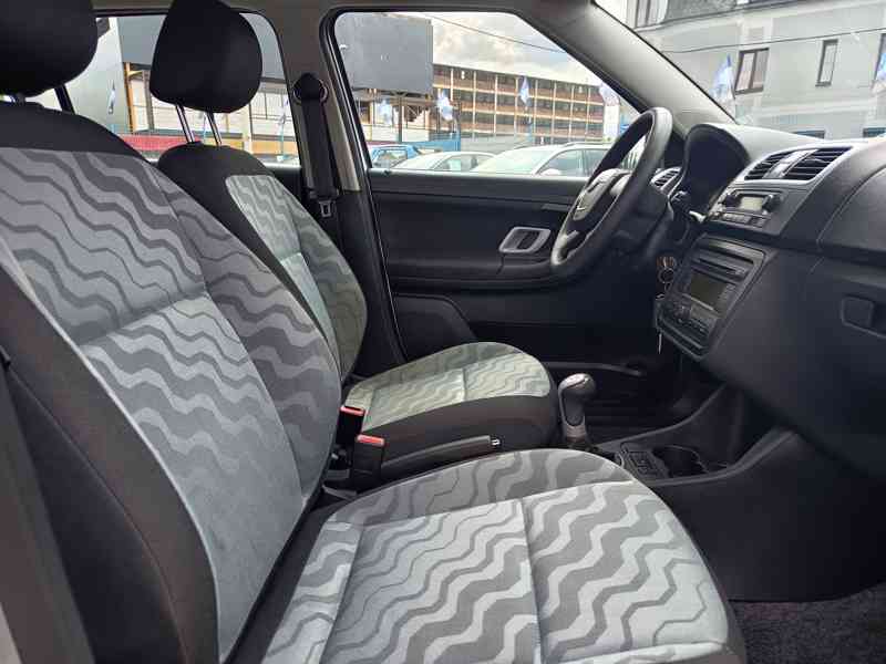 ŠKODA Fabia Combi 1, 4i16V Elegance - foto 13