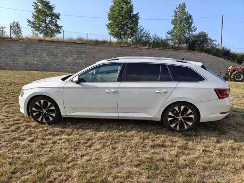 Škoda Superb 2,0   TDI 110kW DSG Laurin & Klement - foto 7
