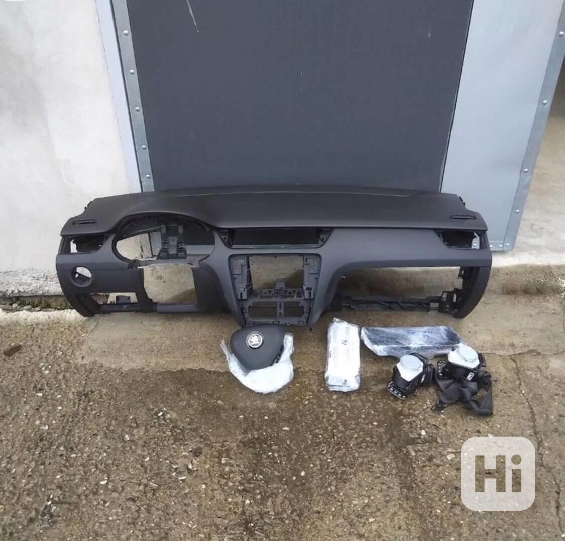 Paluba palubni deska skoda octavia iii 3 airbag REPAS - foto 1