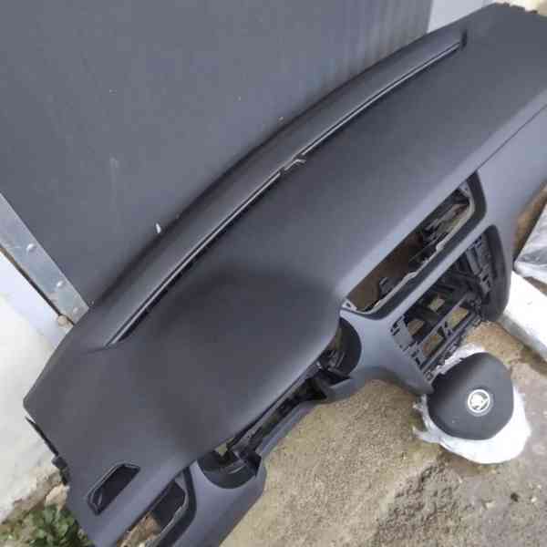 Paluba palubni deska skoda octavia iii 3 airbag REPAS - foto 3