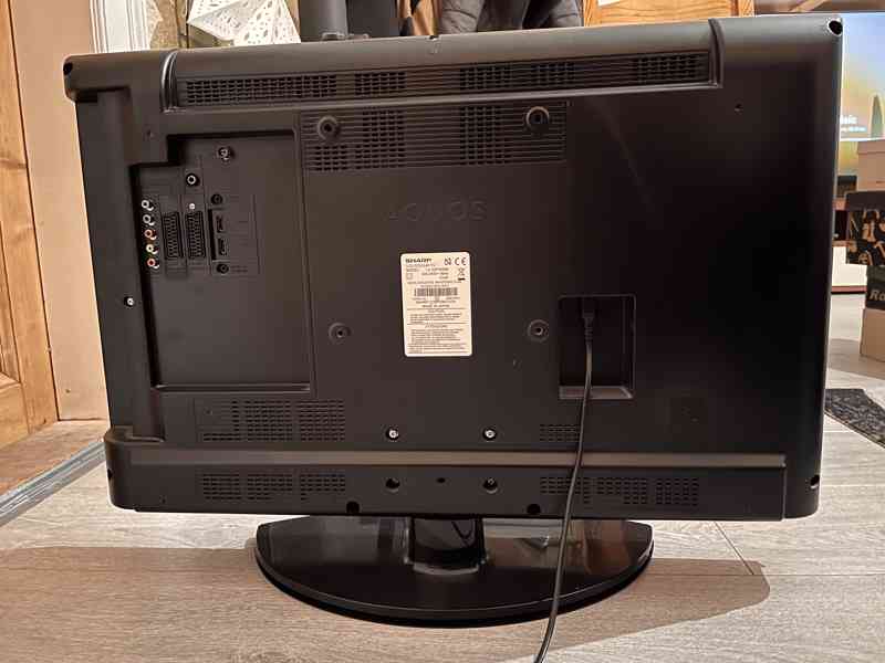 Funkční televize SHARP 80 cm (32") - foto 5