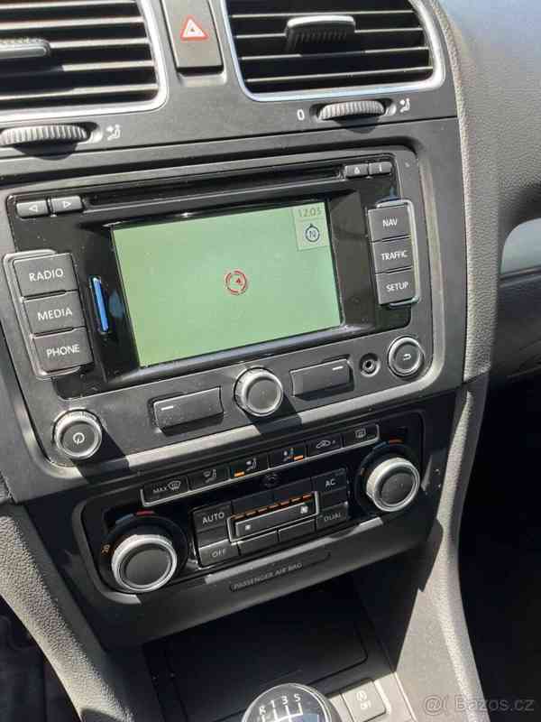 Volkswagen Golf 1,6 TDI,77KW - foto 9