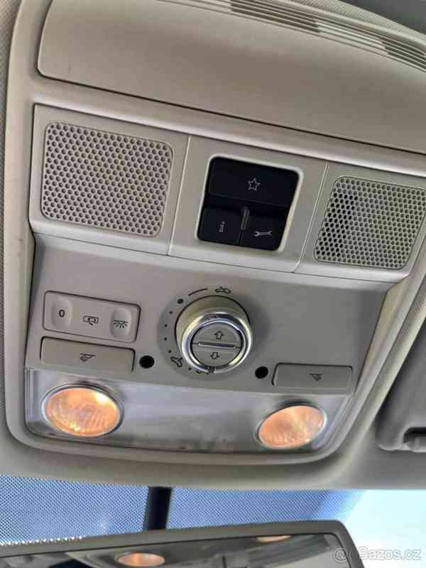 Volkswagen Golf 1,6 TDI,77KW - foto 17