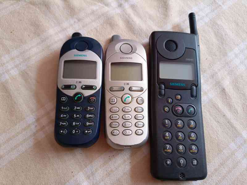 Mobilní telefony Siemens - malá sbírka 18 ks+další navíc - foto 8