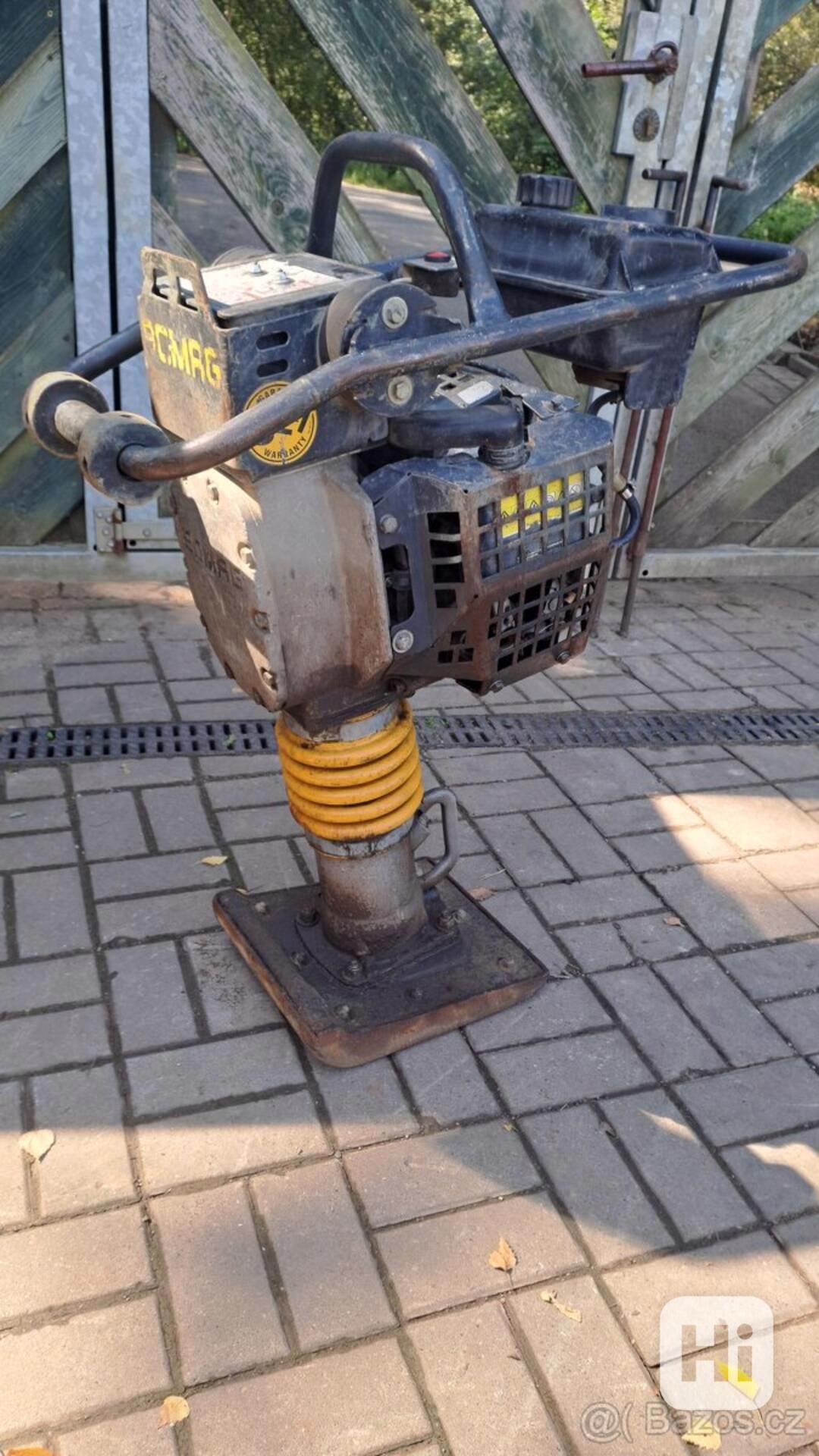 Vibrační pěch BOMAG BT 60  - foto 1