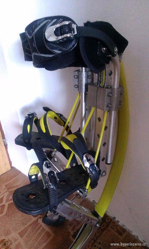 Prodám skákací boty - foto 1