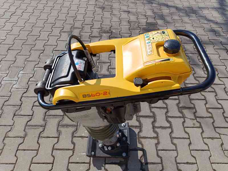 Vibrační pěch Wacker Neuson BS 60-2i  - foto 5