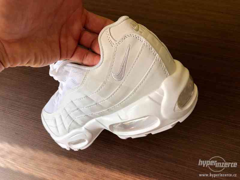 Boty Nike Air Max 95 - WHITE - foto 5