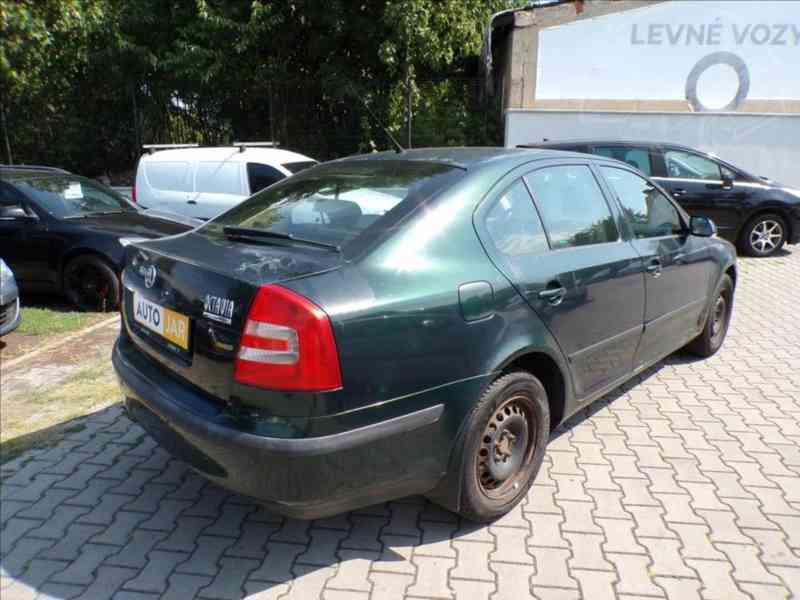 Škoda Octavia 1,9 TDI DSG - foto 4