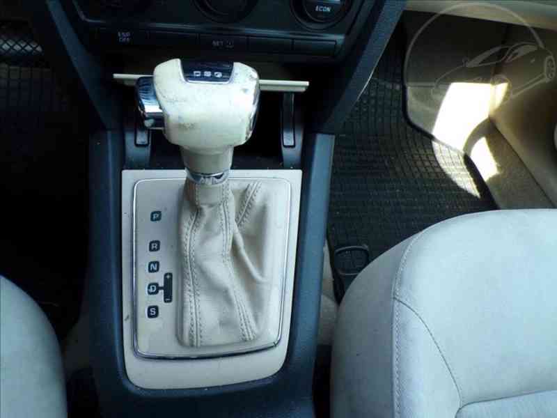 Škoda Octavia 1,9 TDI DSG - foto 6