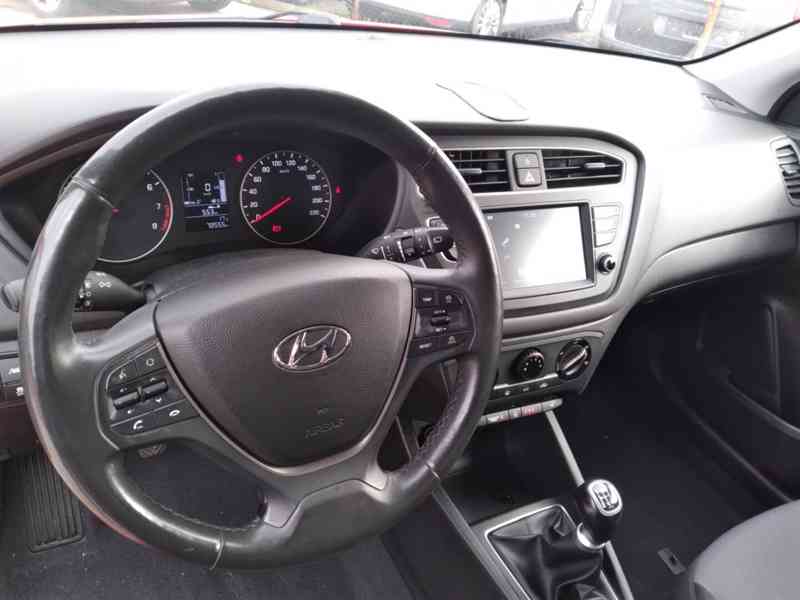 HYUNDAI i20 1.2 62kW SERVISKA,ČR,VYHŘ.SEDADLA,KLIMA - foto 15