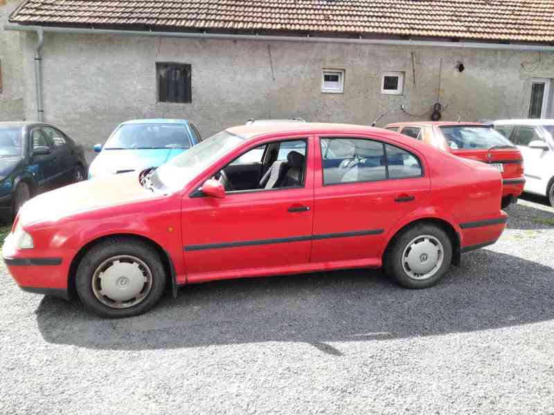 Prodám díly z Škoda Octavia 1.6 74kW,rok 1998, motor AKL - foto 2