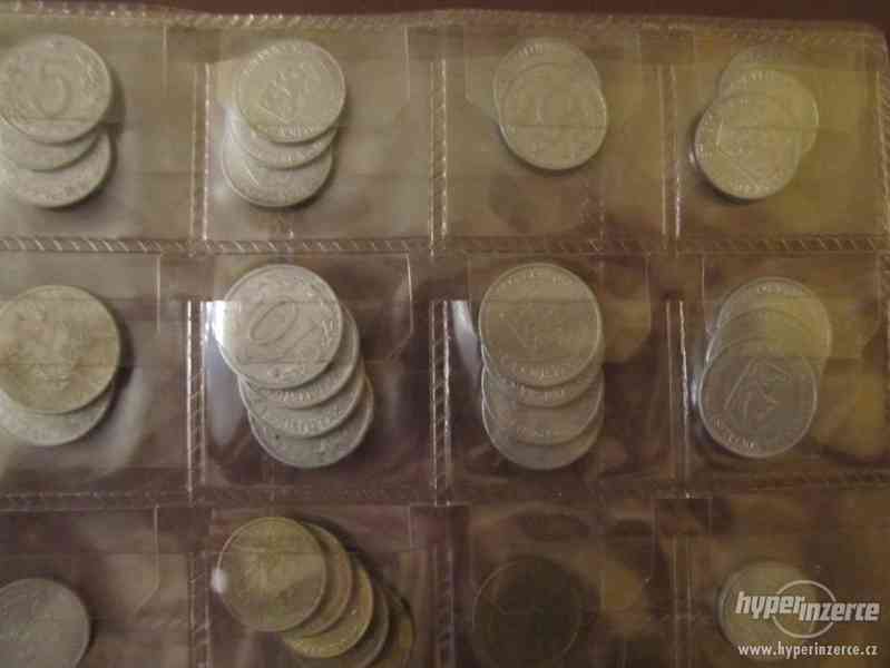 mince a bankovky - foto 11