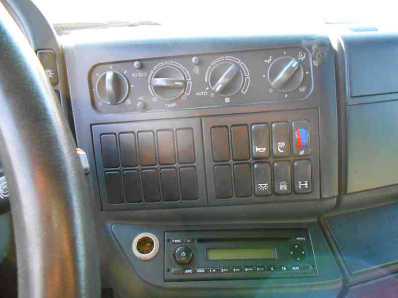 MAN TGL 8.220 4x2 BL - foto 24