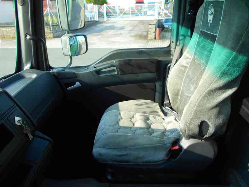 MAN TGL 8.220 4x2 BL - foto 28