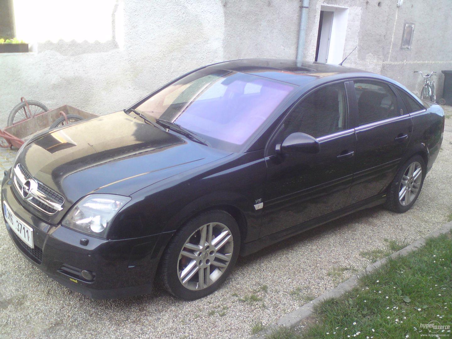 OPEL VECTRA 3,2 GTS V6 155Kw r.v. 2003. Prodám nebo vyměním - foto 1