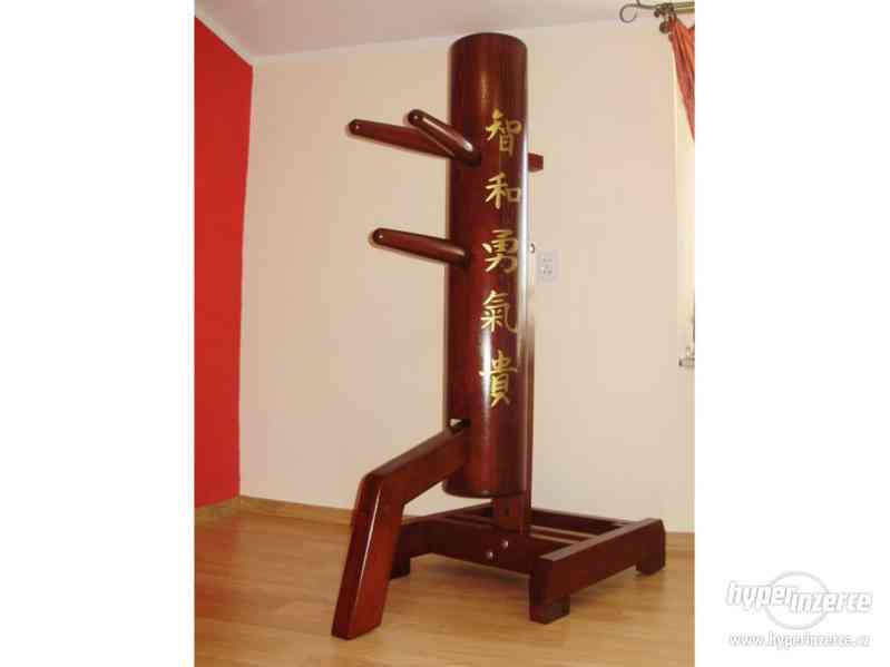 Koupím čínského dřevěného panáka (karate, atd.) - foto 1