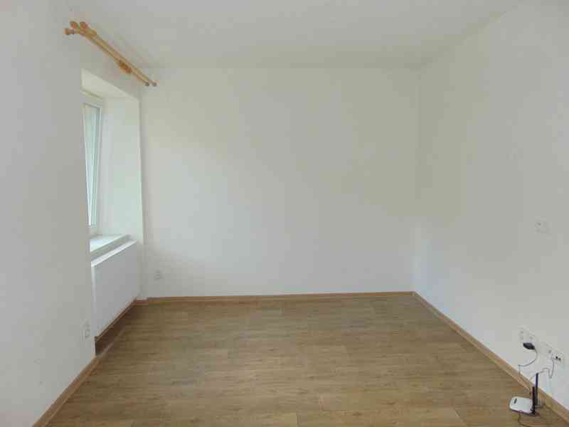 Pronájem byty 3+1, 79 m² - Skuteč - foto 5