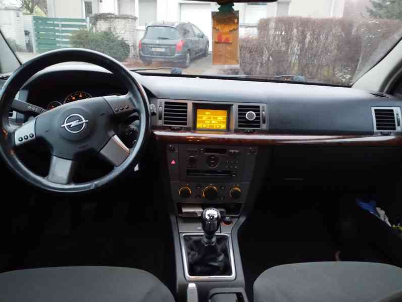 Opel Vectra 1,9 CDTI combi - foto 4
