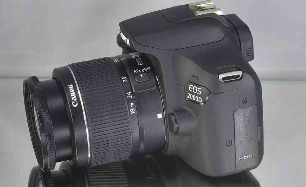 Canon EOS 2000D + EFS 18-55mm 380 Exp. - foto 5