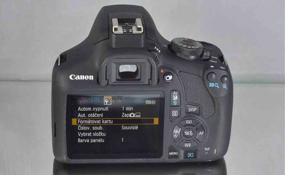 Canon EOS 2000D + EFS 18-55mm 380 Exp. - foto 8