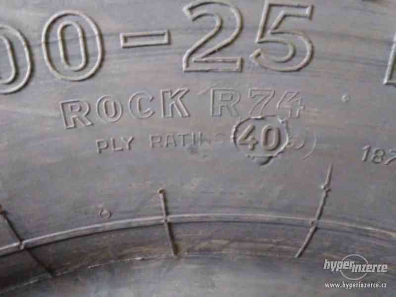 Pneumatiky 18,00 x 25- na kolový stavební nakladač UNC 200 - foto 3