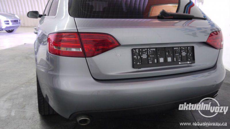 Audi A4 3.0, nafta, automat, vyrobeno 2010, navigace - foto 13