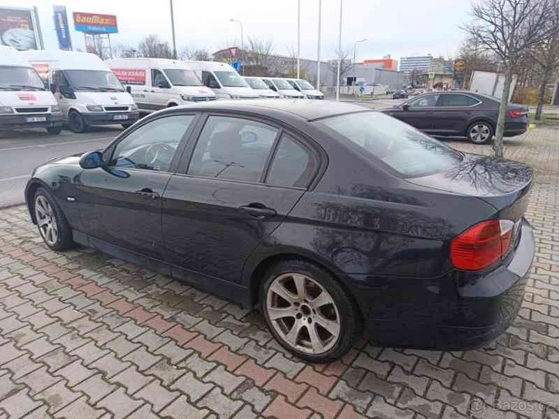 BMW Řada 3 1,8   BMW 318D - foto 8