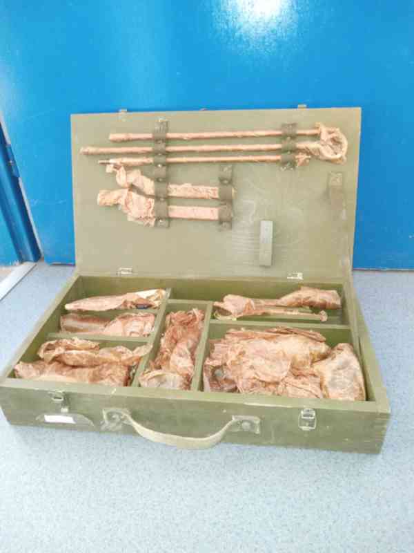 BEDNA S NÁŘADÍM - foto 3