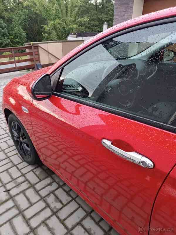Fiat Tipo 1,4   HB 95k Street - foto 9