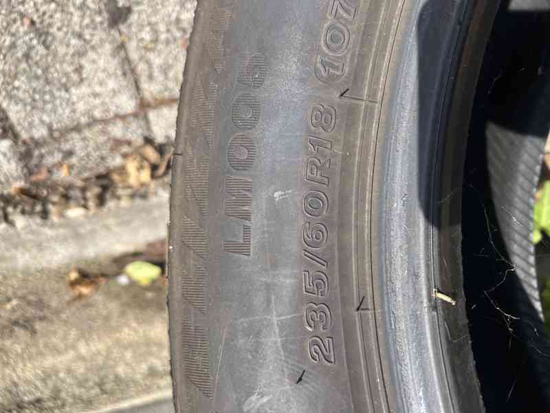 235/60 R 18 107H Bridgestone Blizzak 4 ks zimni - foto 7