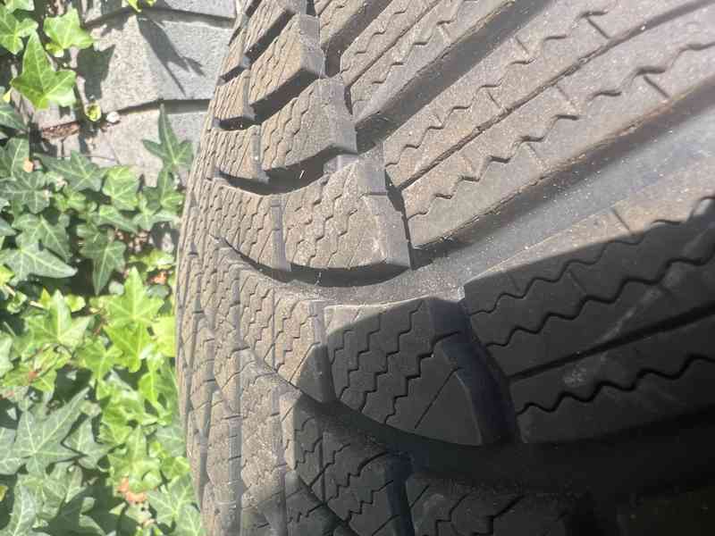 235/60 R 18 107H Bridgestone Blizzak 4 ks zimni - foto 4