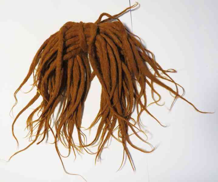 Dredy, prodlužování vlasů, rasta copánky, extravagantní účes - foto 7