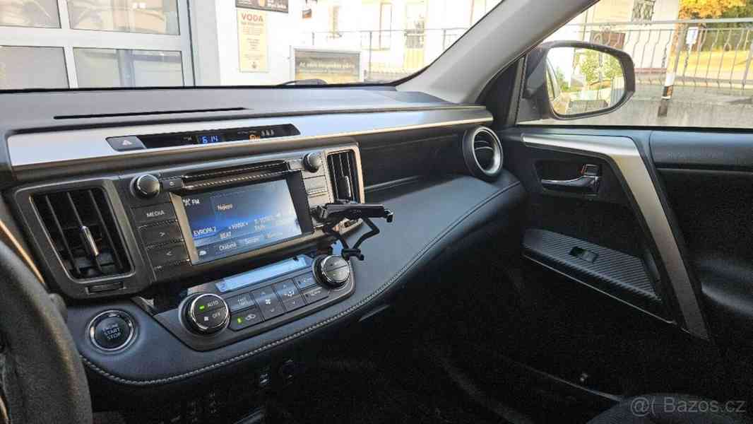 Toyota RAV4 benzin 4x4, automat, 2014 - foto 9