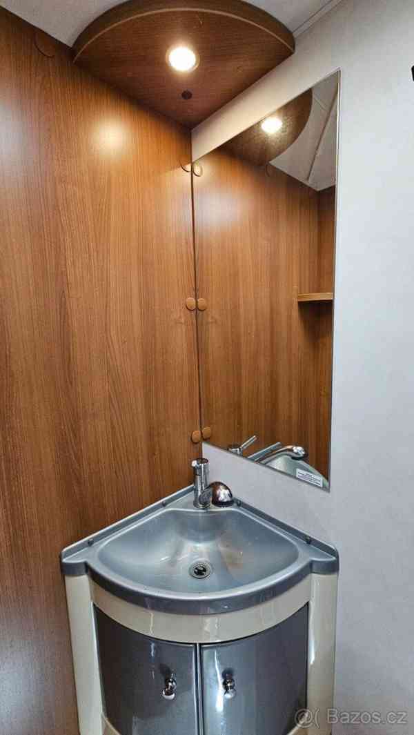 Ostatní Obytný přívěs Carado C 164 L - foto 16
